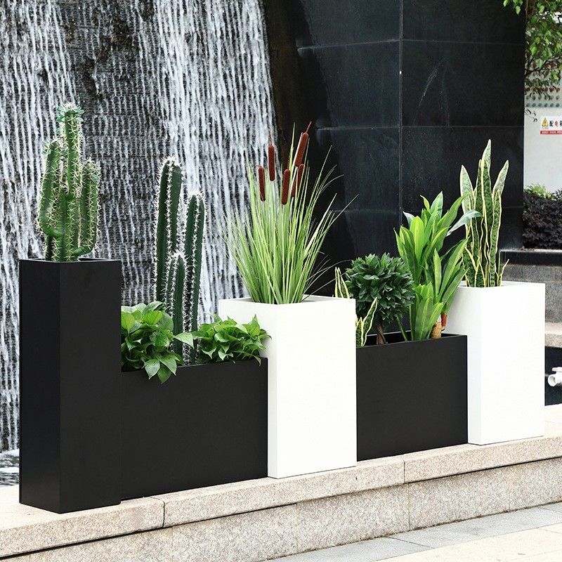 Custom Colour Shopping Mall Decorative Large Indoor Silver Mirror Flower Planter  Large Indoo Pots